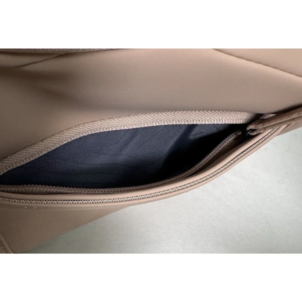 Champs Onyx Collection Nylon RFID Blocking Toiletry Bag NWT